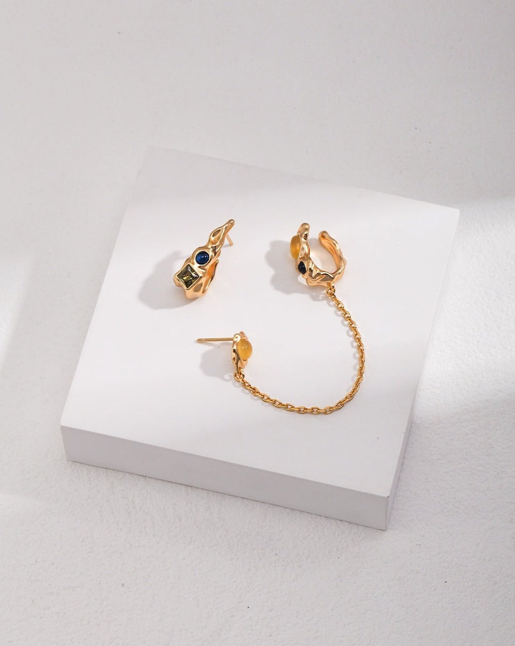 fashion-jewelry-minimalist-jewelry-design-jewelry-set-necklace-pearl-earring-gold-coated-silver-bijoux-minimalist-retro-gold-design-matte-multi-color-gem-asymmetric-earrings-ring