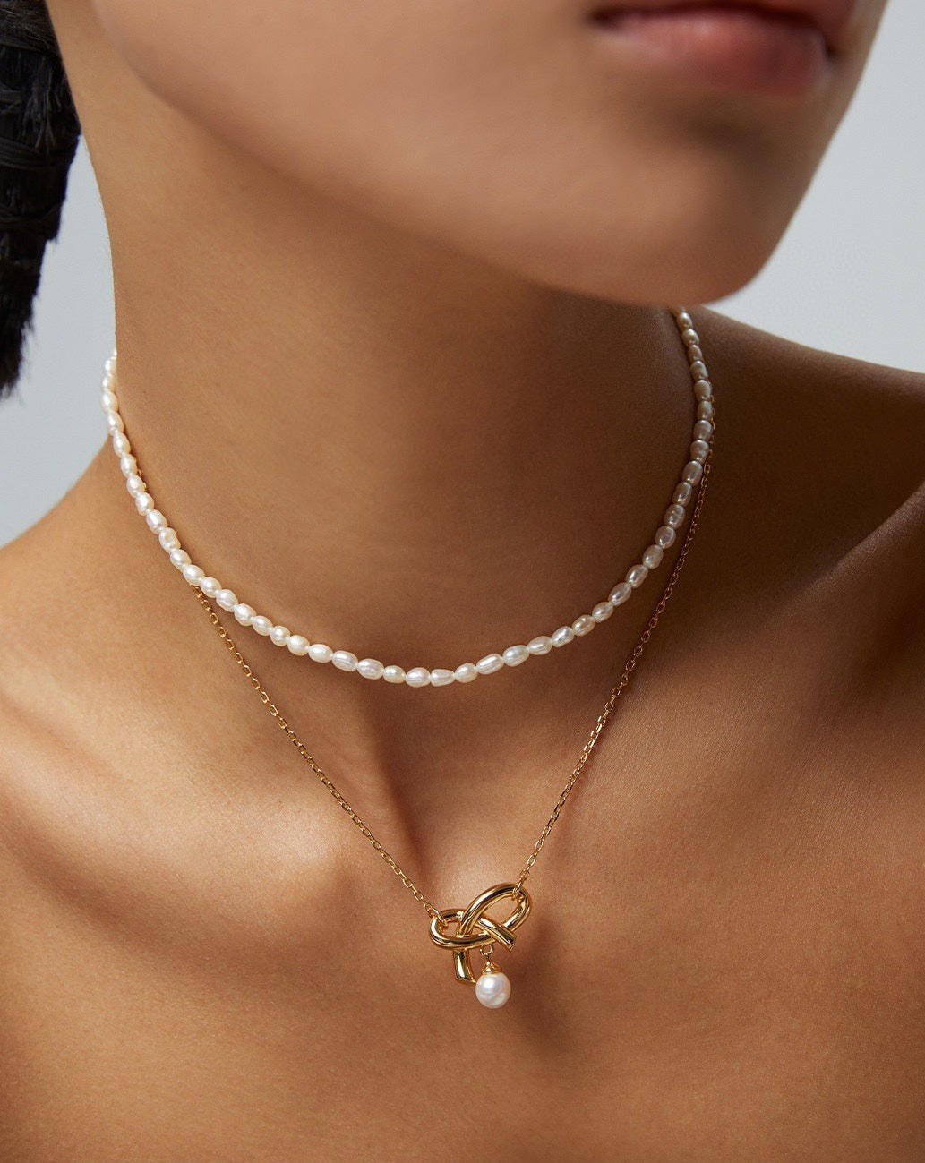 fashion-jewelry-minimalist-jewelry-design-jewelry-set-necklace-pearl-earring-gold-coated-silver-bijoux-minimalist-retro-gold-design-necklace-butterfly-heart-shape-pearl-necklace-earrings