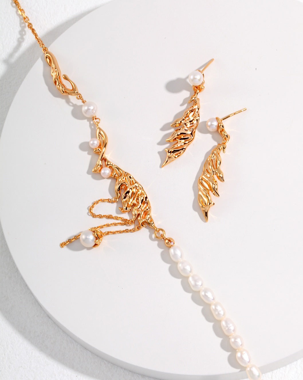 fashion-jewelry-minimalist-jewelry-design-jewelry-set-necklace-pearl-earring-gold-coated-silver-bijoux-feather-shape-pearl-necklace-earrings-feather-in-the-wind-retro-gold